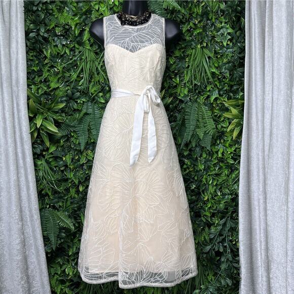 BCBGMAXAZRIA Dress Women 06 Nude Floral Embroidered Tulle Gown $428 NWT  1894 Midi